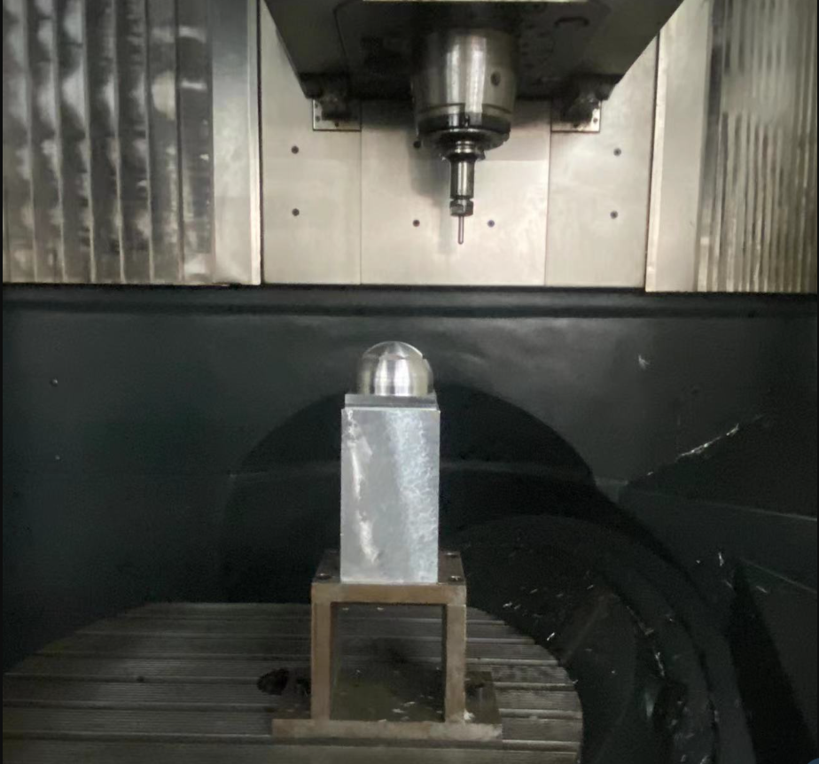 德国德马吉DMU 70 eVo linear五轴加工中心江苏昆山二手机床五轴加工中心 德国德马吉DMU 70 eVo linear五轴加工中心江苏昆山二手机床五轴加工中心