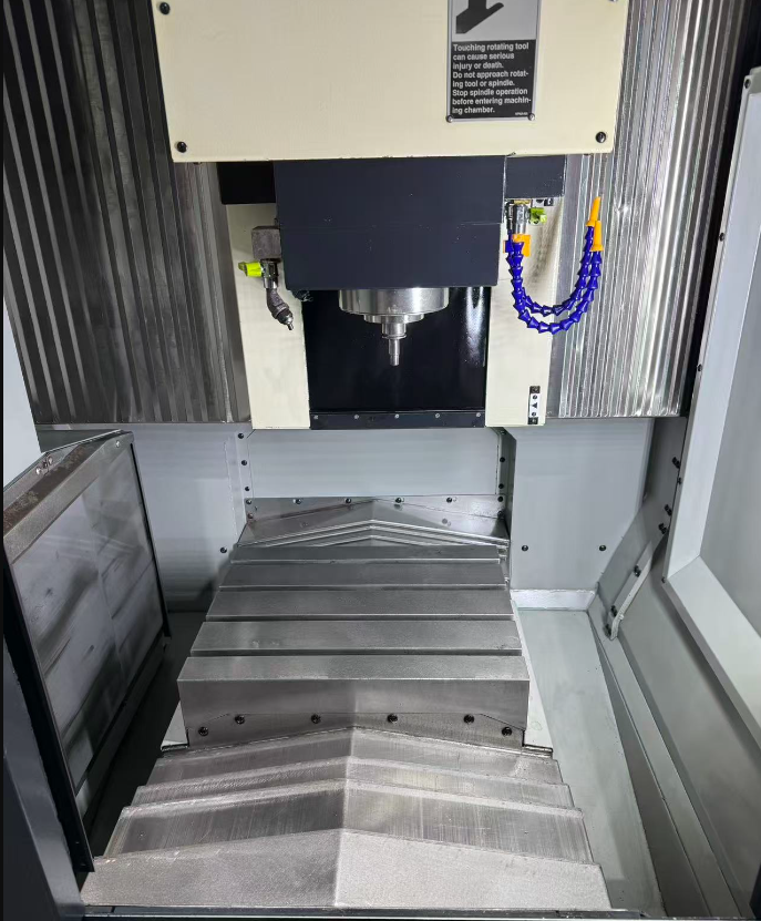 日本牧野MAKINO V22立式加工中心江苏昆山二手机床加工中心 日本牧野MAKINO V22立式加工中心江苏昆山二手机床加工中心