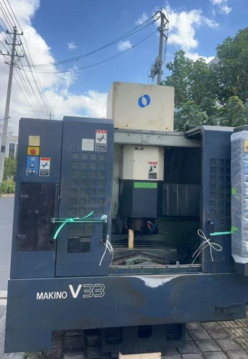 日本牧野V33立式加工中心江苏昆山二手加工中心