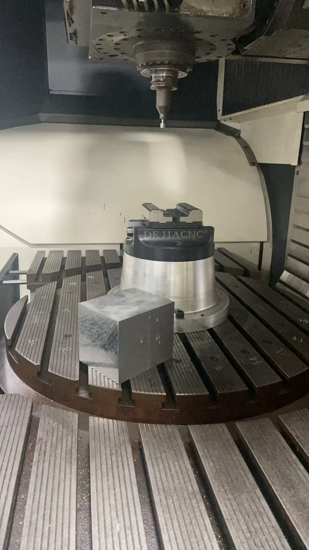 德国德马吉DMU 80 MONOBLOCK五轴加工中心江苏昆山二手机床 德国德马吉DMU 80 MONOBLOCK五轴加工中心江苏昆山二手机床