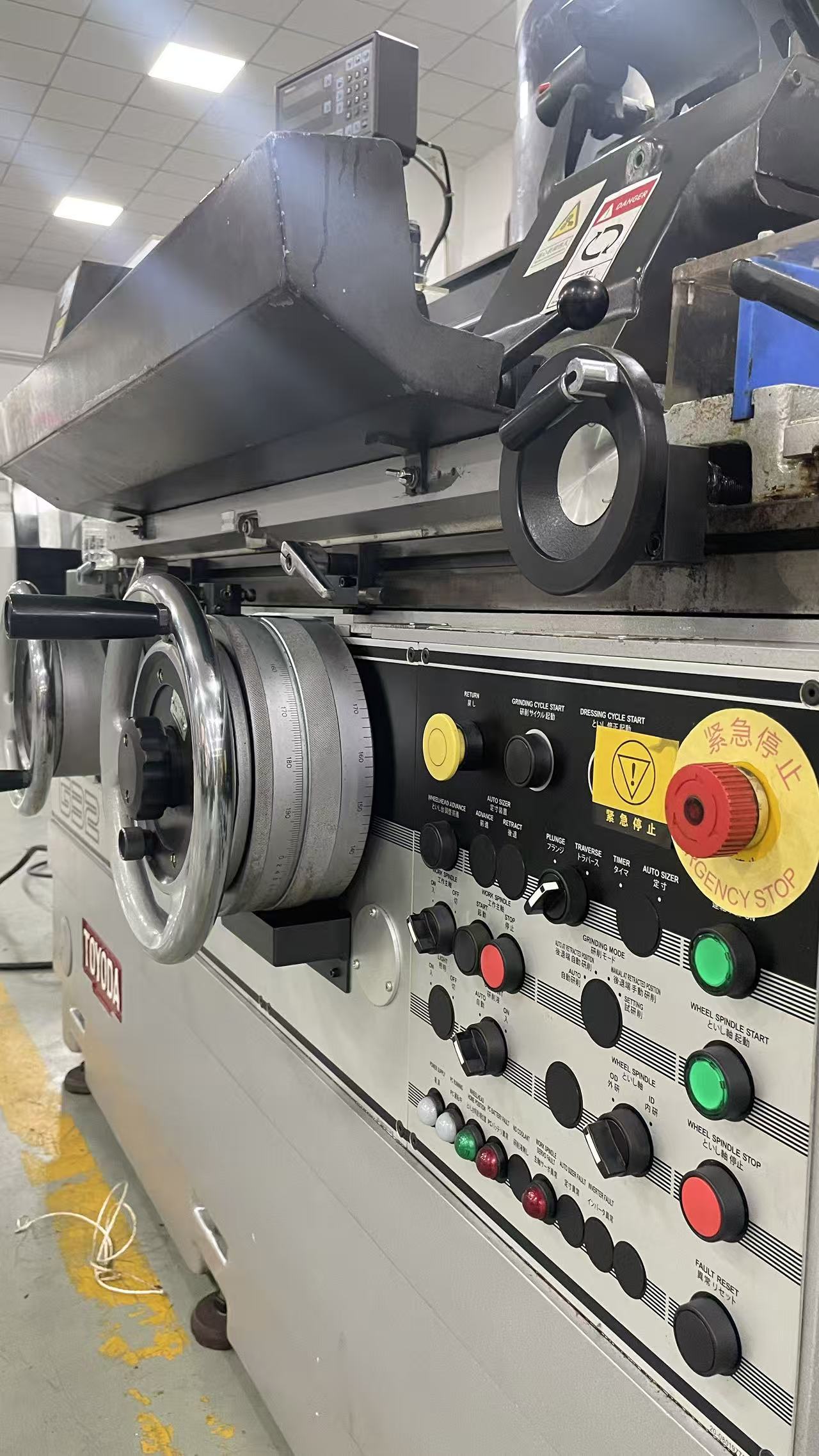 日本TOYODA丰田工机 G32 内外圆磨床江苏昆山二手进口机床床 日本TOYODA丰田工机 G32 内外圆磨床江苏昆山二手进口机床床